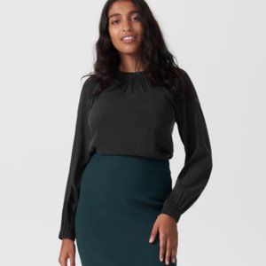 NWT Universal Standard Gathered Neck Blouse L